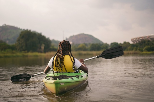 Embrace The Current: Kayaking In Starved Rock